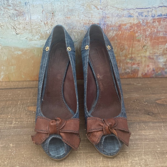 MIU MIU Peep Toe Blue Denim Wedge Heels w/Leather Bow - Picture 4 of 13